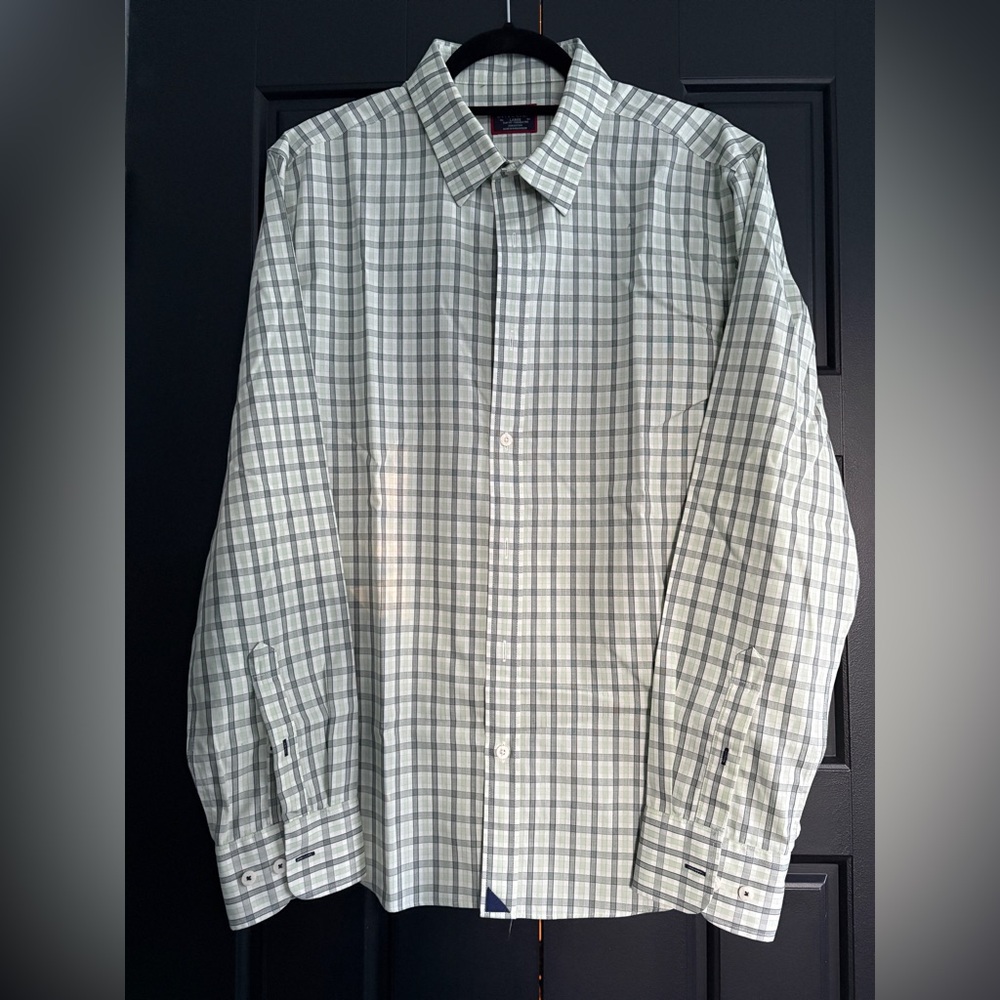 UNTUCKit Green Checkered Wrinkle-Free Casual Button Down Shirt